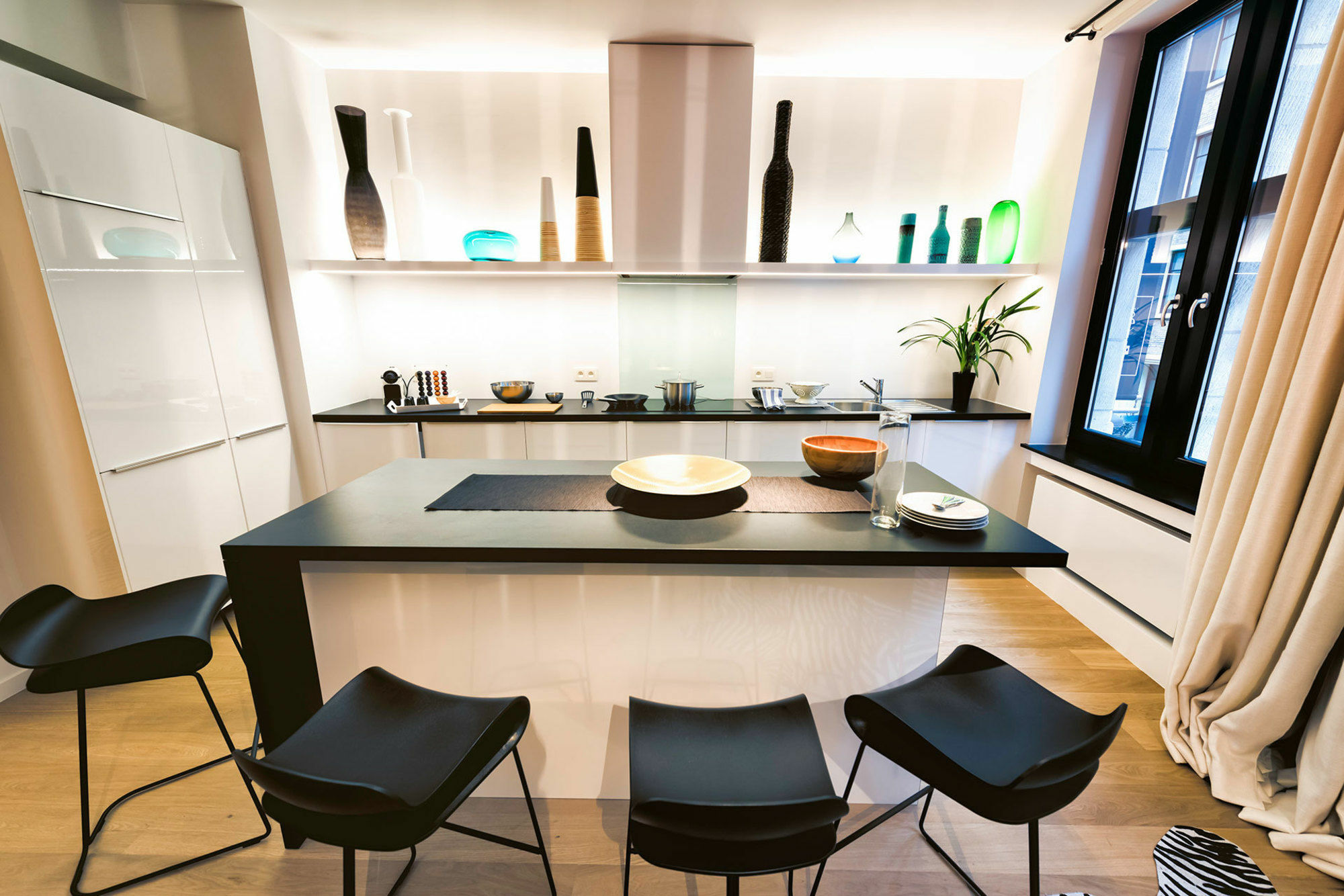 Charles Home - Grand Place Aparthotel Bruksela Zewnętrze zdjęcie