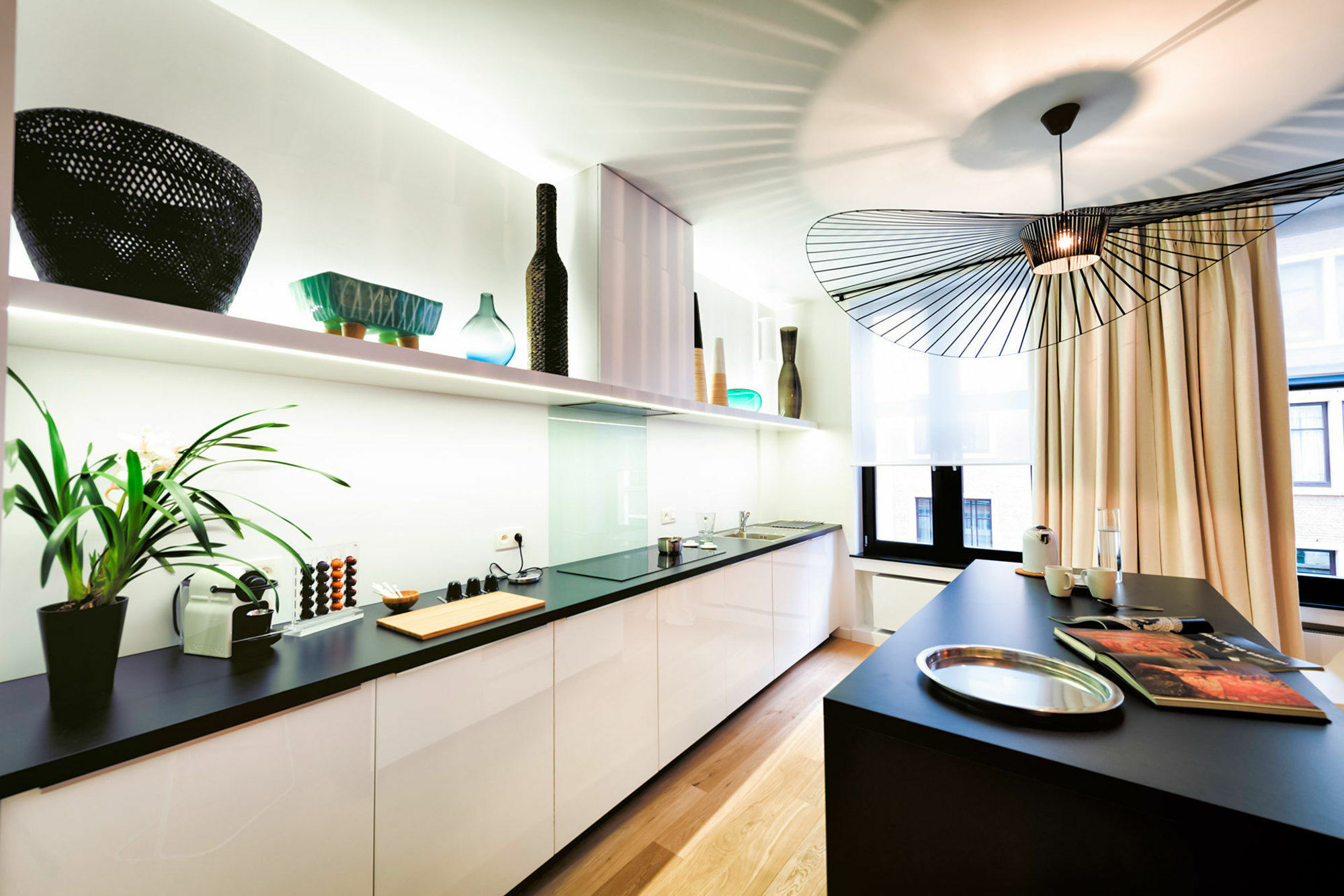 Charles Home - Grand Place Aparthotel Bruksela Zewnętrze zdjęcie